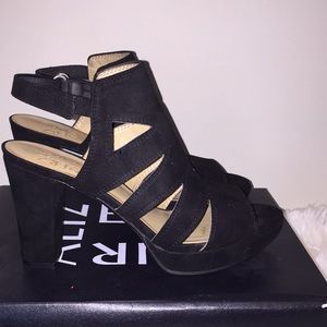 Naturalizer Heels